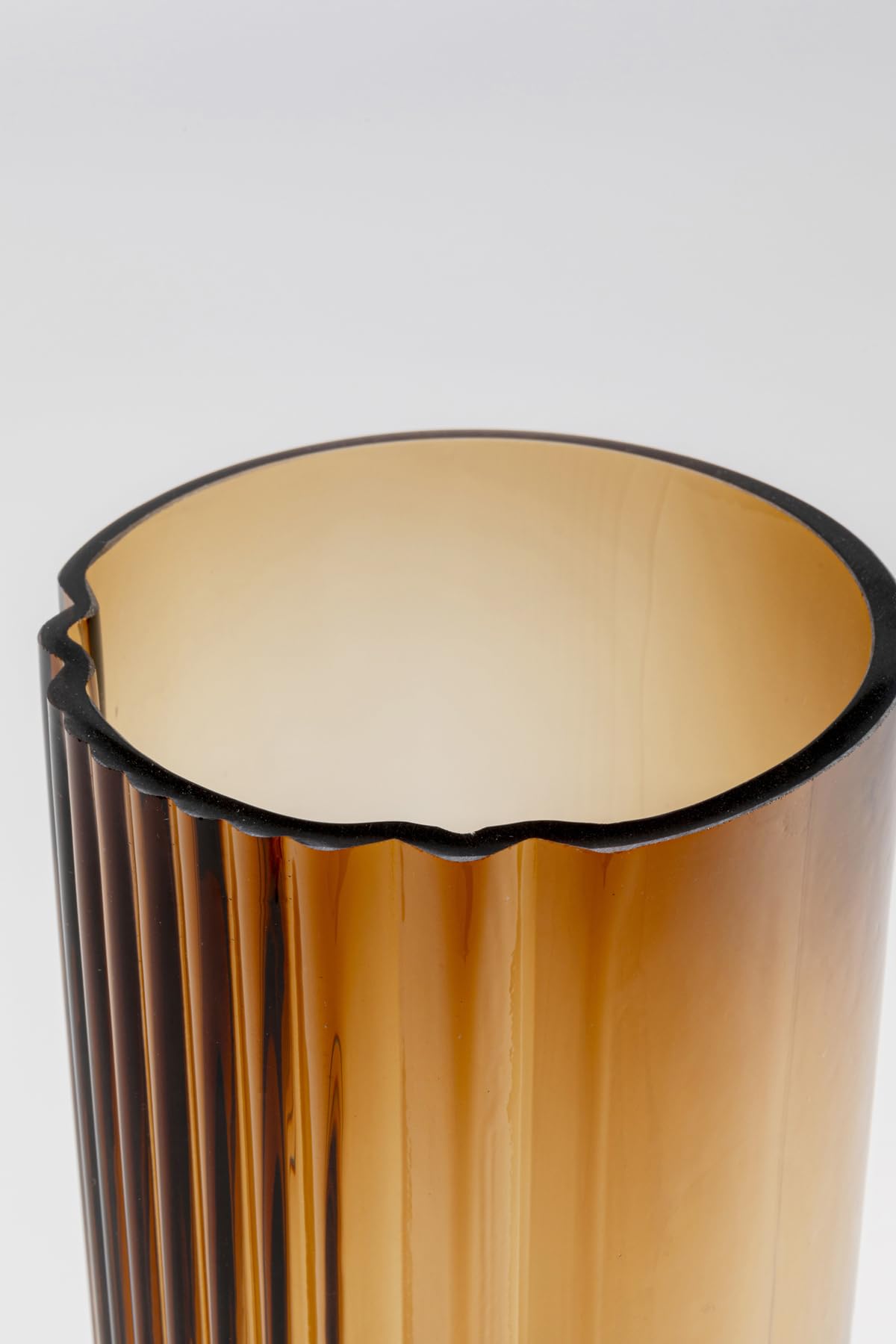 kare-design-vase-daphne-braun-36-cm-hohe-blumenvase-aus-glas image 4