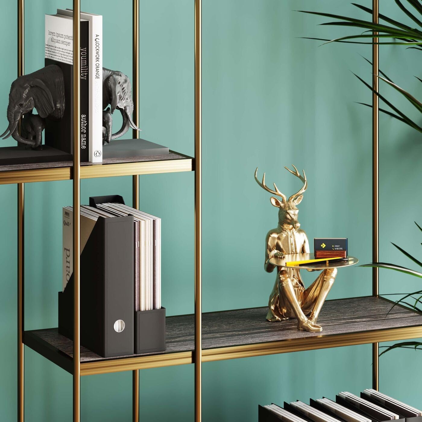 kare-design-sitting-waiter-deer-deko-figur-gold-hirsch-mit-tablett-d-20-cm-33x27 image 2
