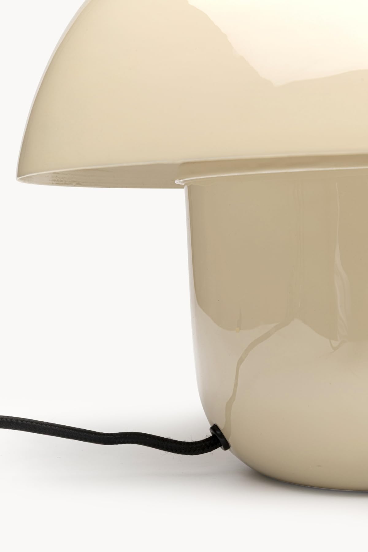 kare-design-tischlampe-mushroom-shiny-ecru-beige-27-cm-e14 image 4