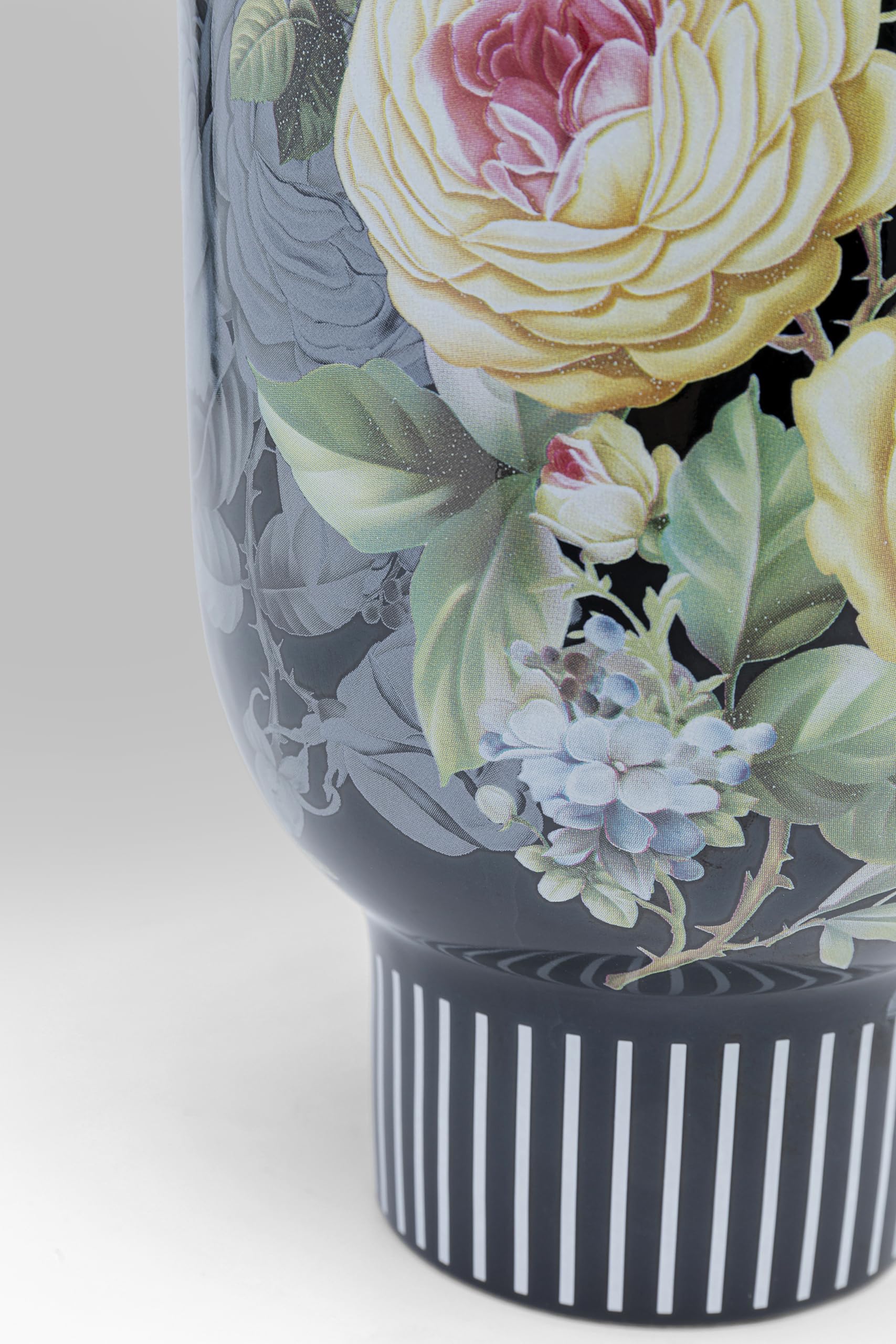 kare-design-deko-vase-rose-magic-schwarz-27-cm-blumenvase-steingut-rosen-dekor image 4
