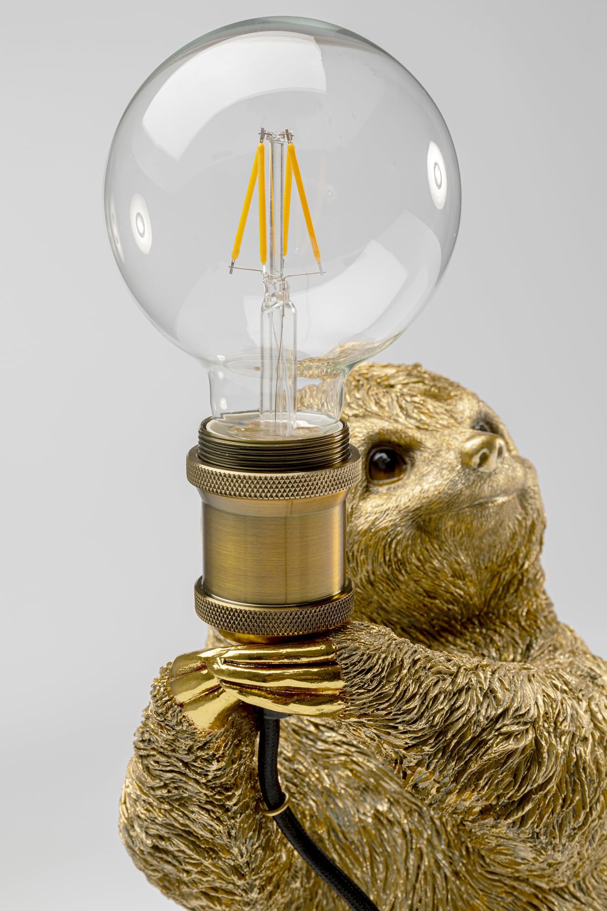 kare-design-tischleuchte-animal-faultier-gold-30x25x20-cm-e14 image 7