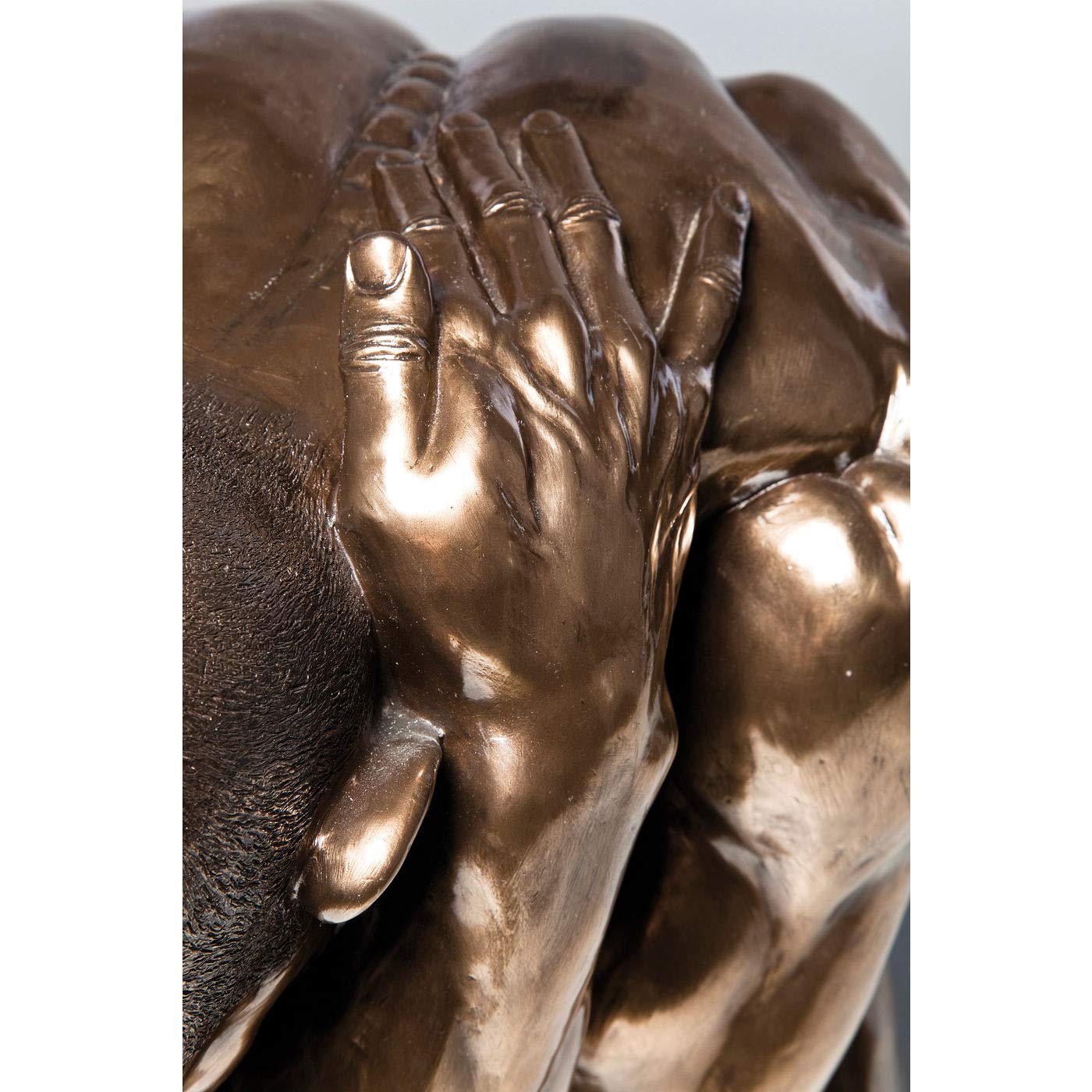 kare-design-deko-figur-nude-man-hug-bronze-53-5x34-5x45-cm image 7