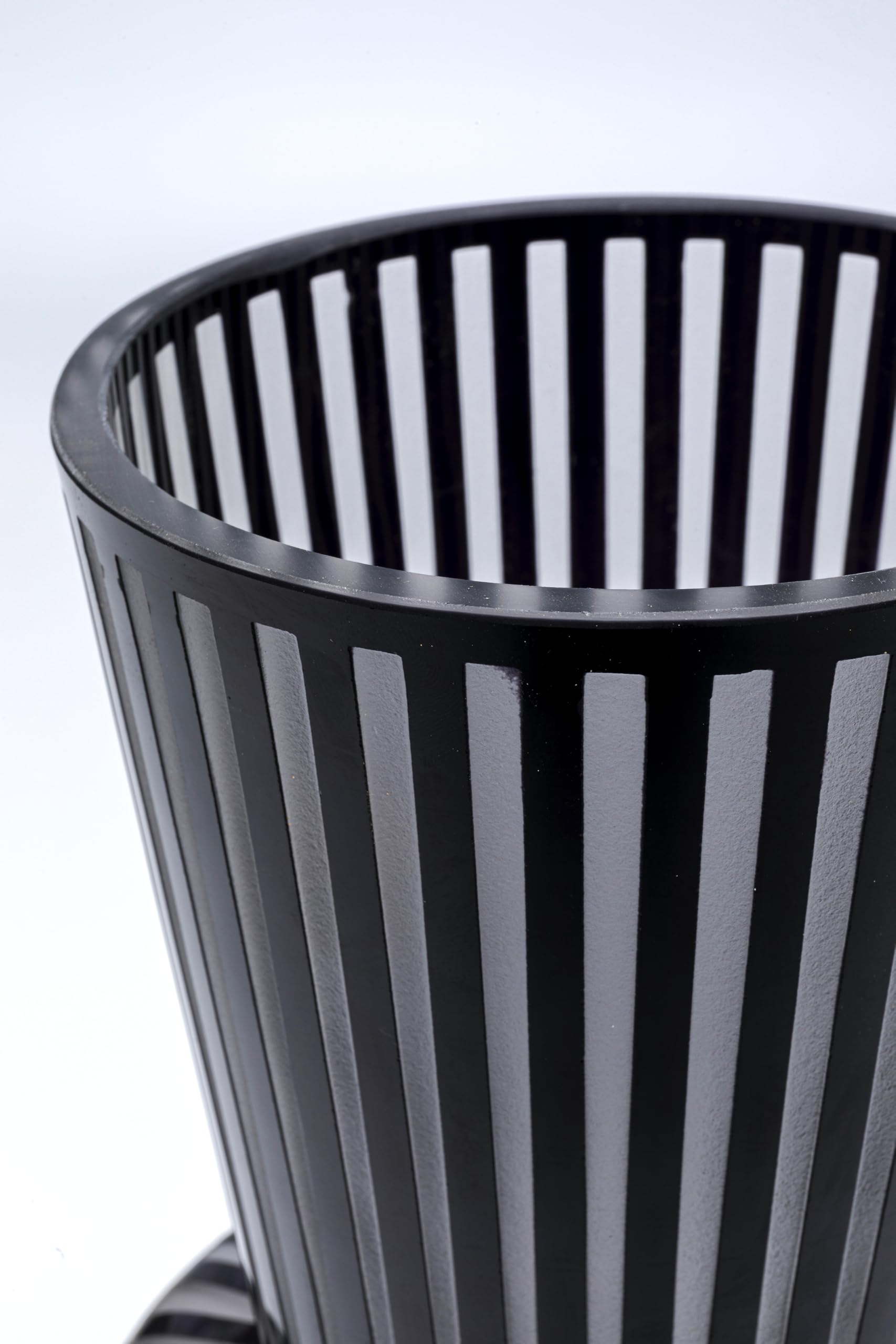 kare-design-vase-roulette-schwarz-wei-glas-41-cm image 5