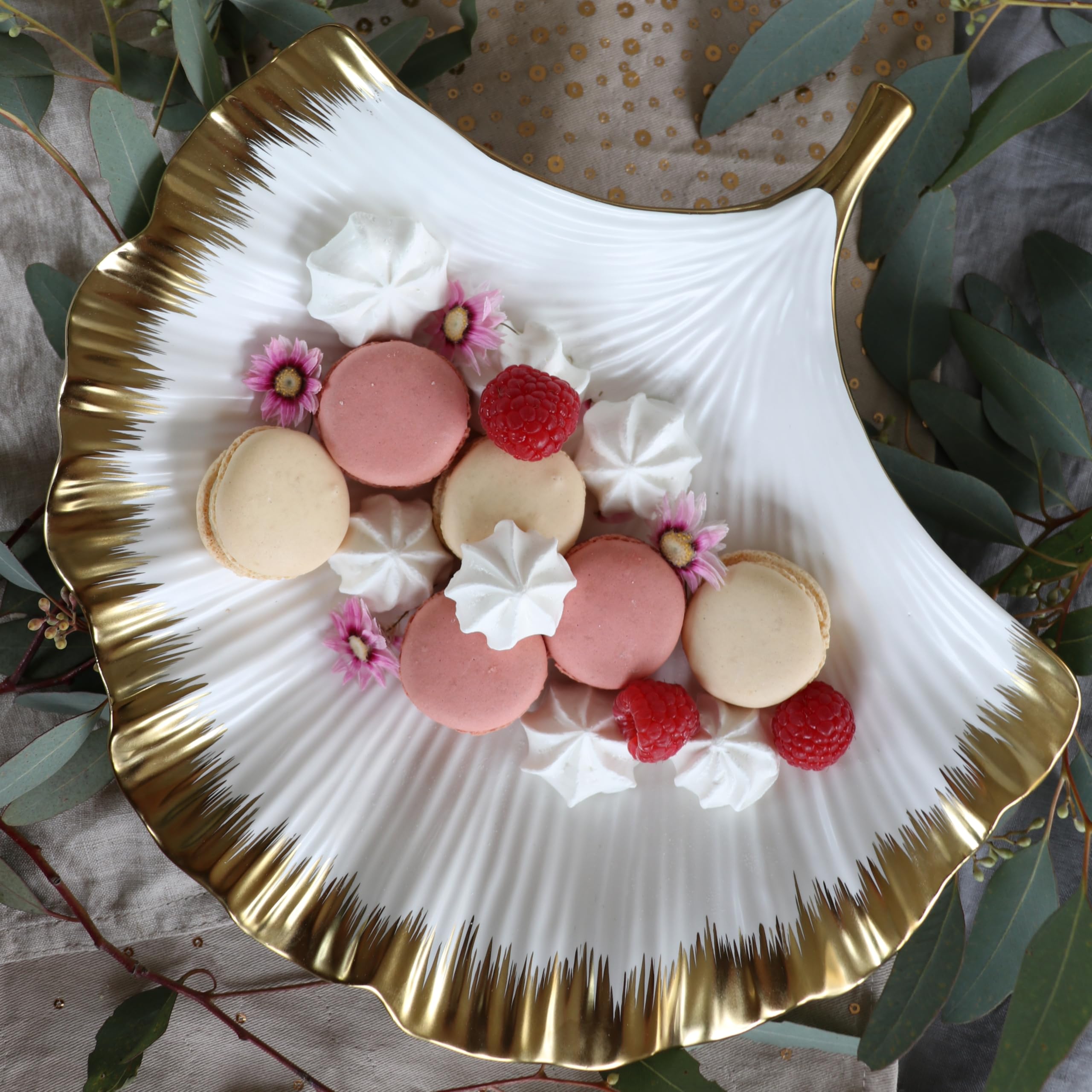 kare-design-deko-schale-ginkgo-elegance-rim-wei-gold-porzellan-obstschale-28cm image 3