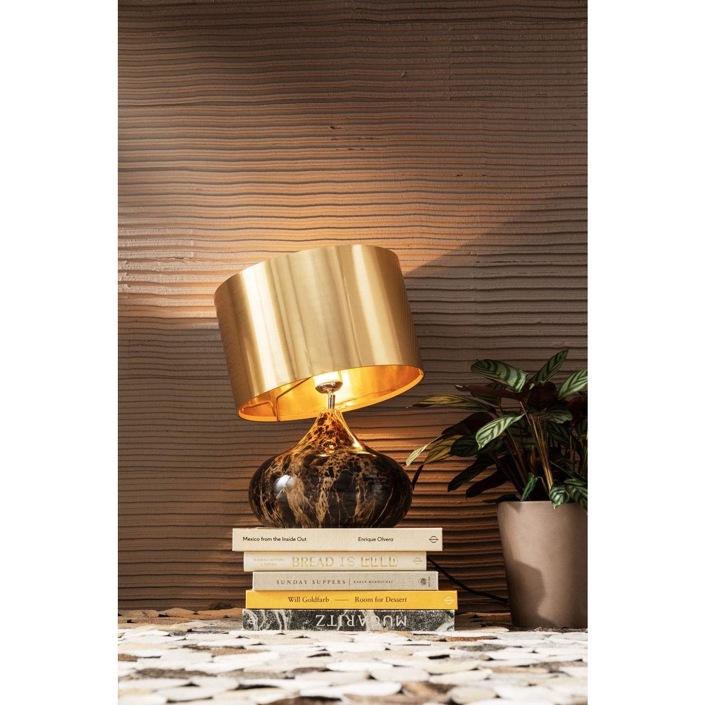 kare-design-mamo-deluxe-tischleuchte-braun-gold-41x30x30-cm image 2