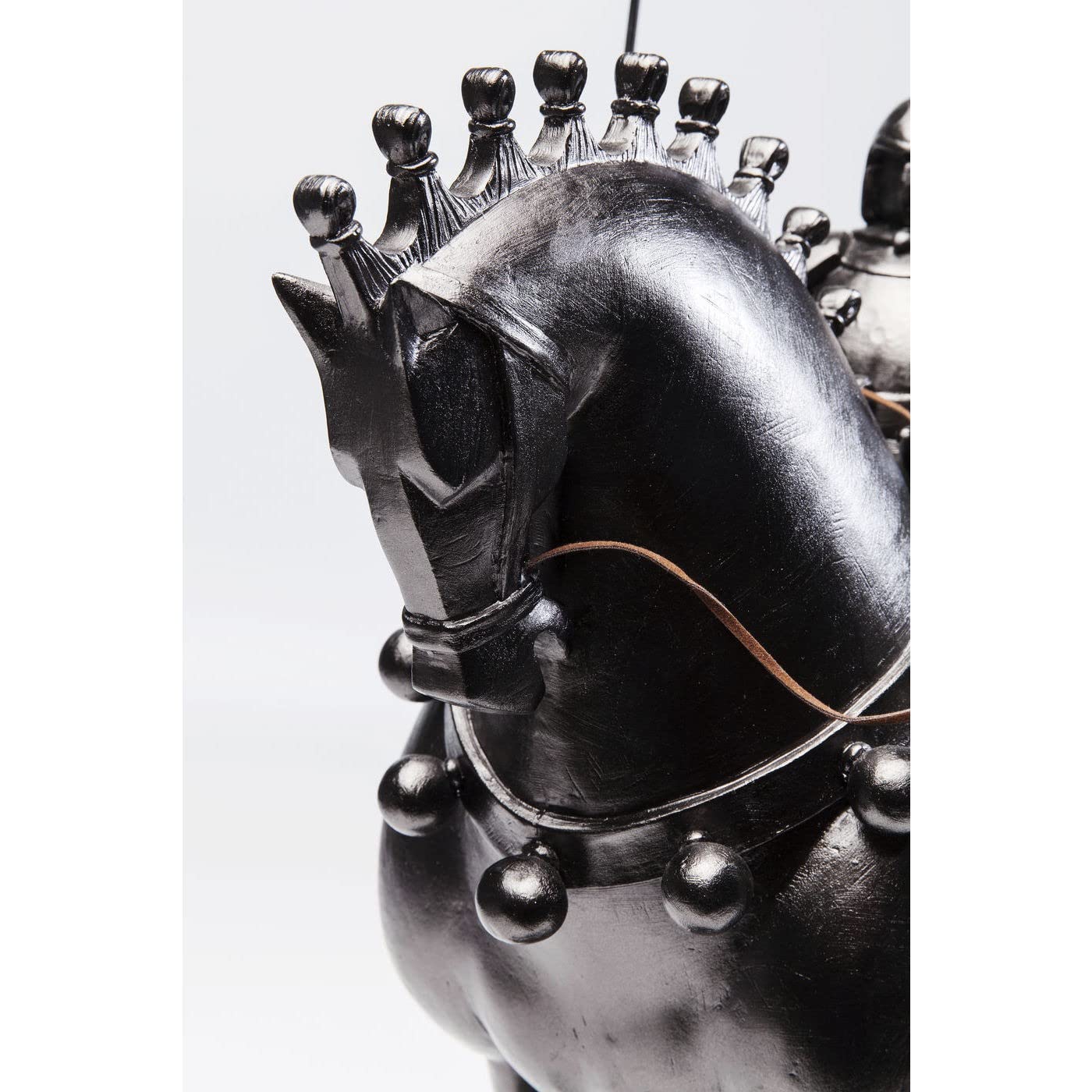 kare-design-black-knight-deko-figur-ritter-schwarz-70x54x20-cm image 3