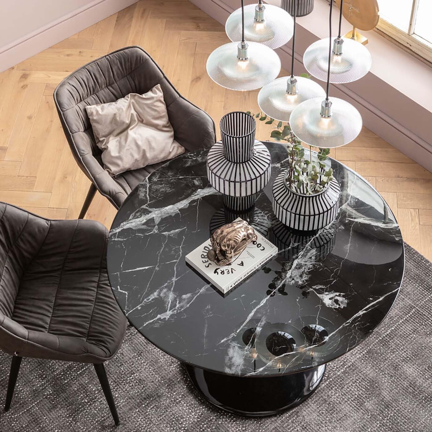 kare-design-solo-marble-tisch-schwarz-rund-d110cm-esstisch-marmor-optik image 2