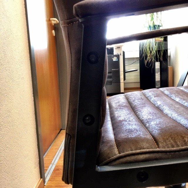 Schöner Stuhl fürs Arbeitszimmer