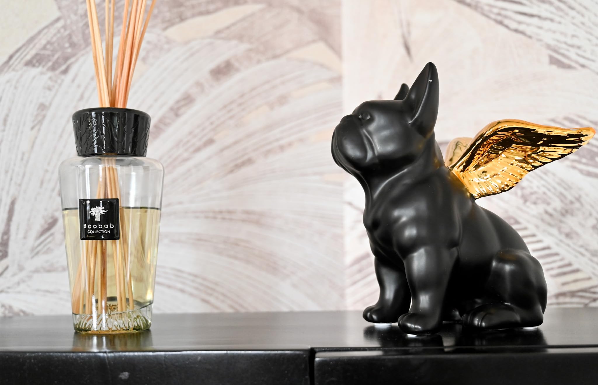 kare-design-sitting-angel-dog-deko-figur-schwarz-gold-22x12x21-cm image 2