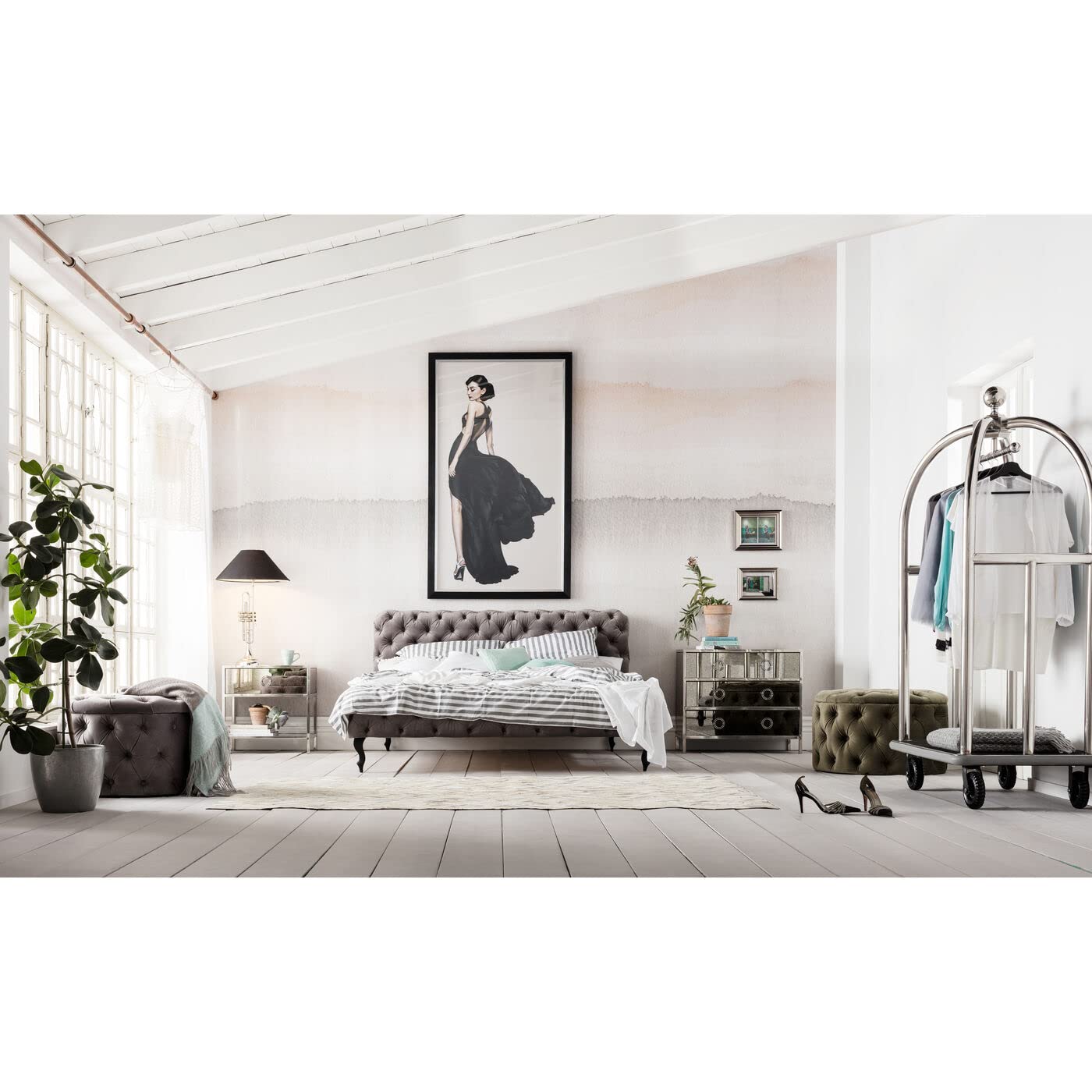 kare-design-bild-frame-diva-audrey-hepburn-schwarz-gerahmt-172x108-cm image 2