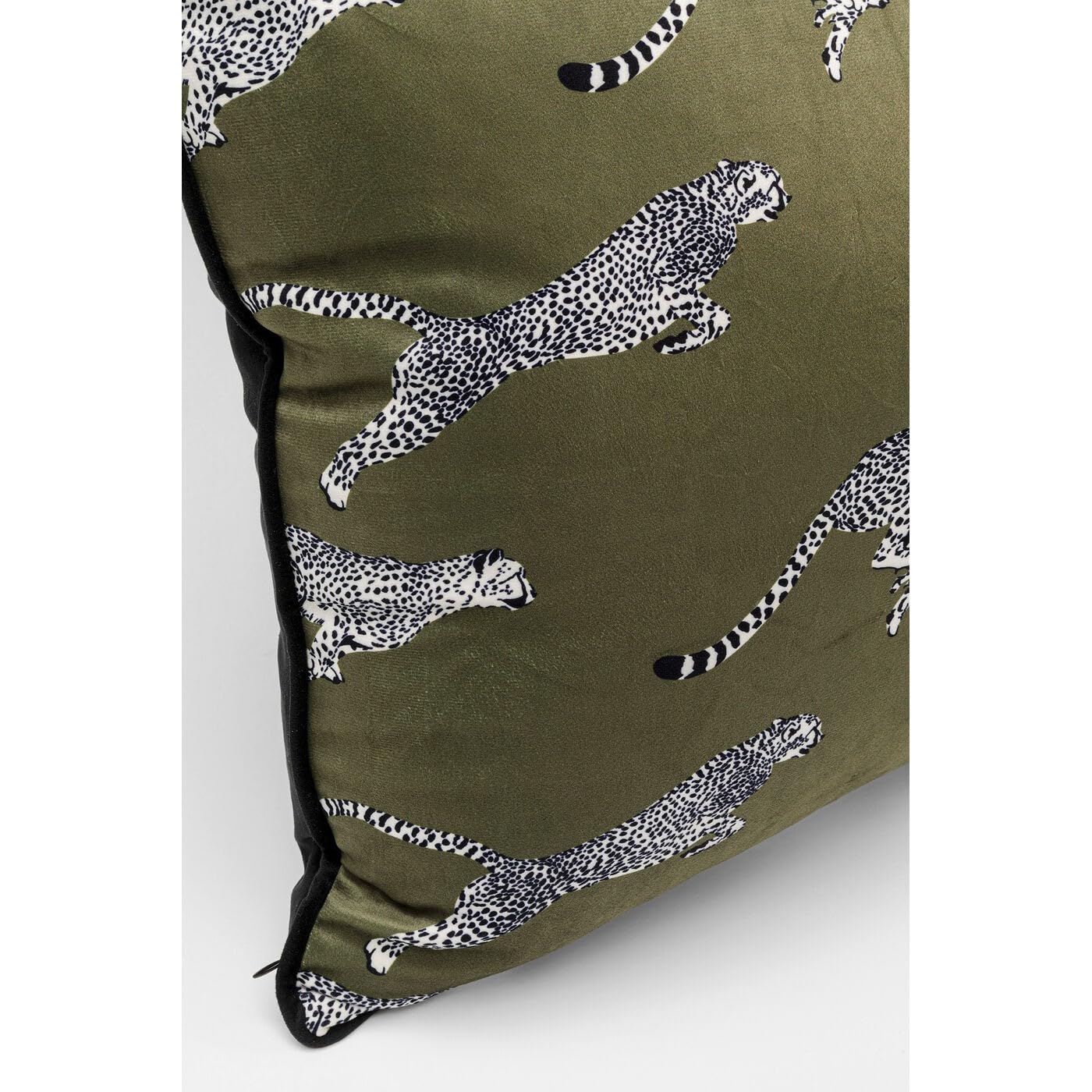 kare-design-running-chetahs-kissen-45x45-cm-gr-n-mit-rei-verschluss image 2