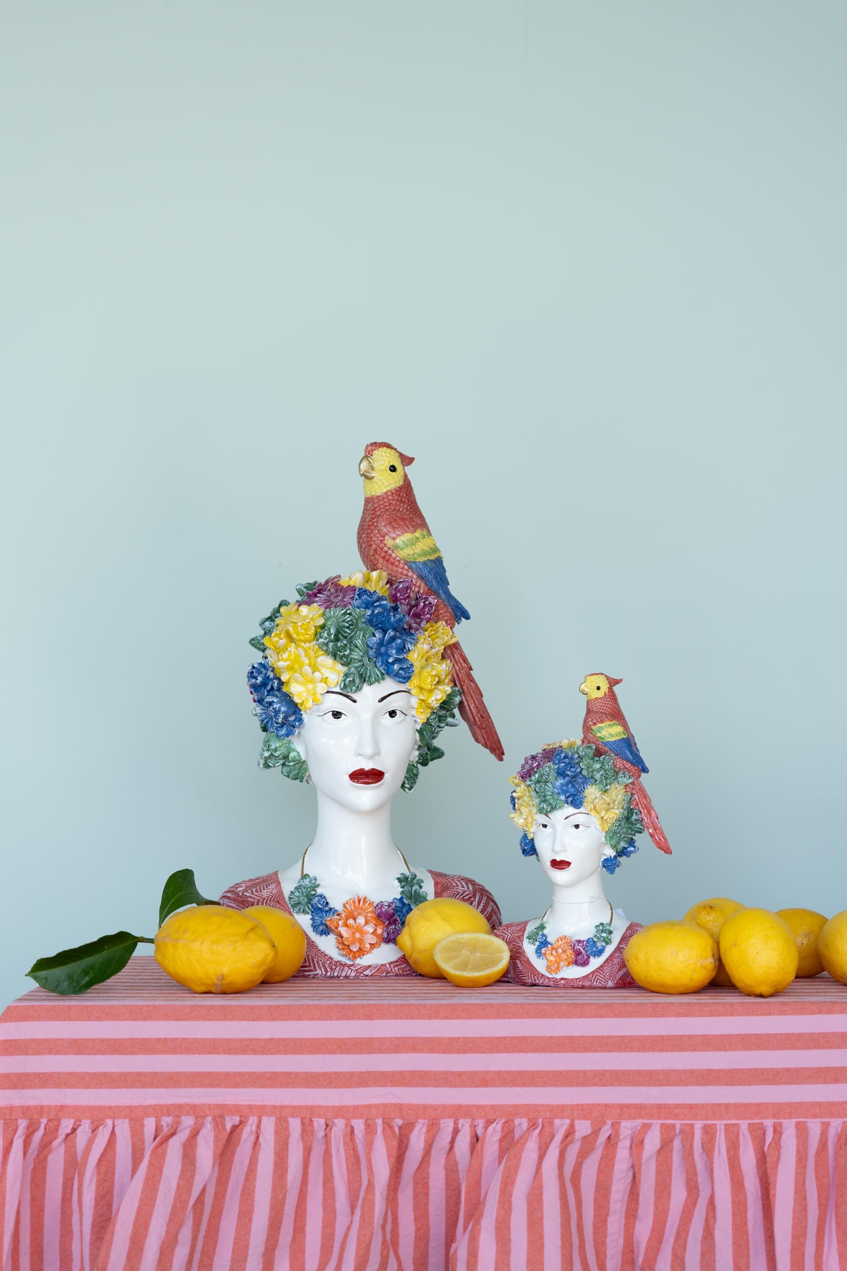 kare-design-flower-girl-deko-figur-mehrfarbig-28x18x13cm image 2