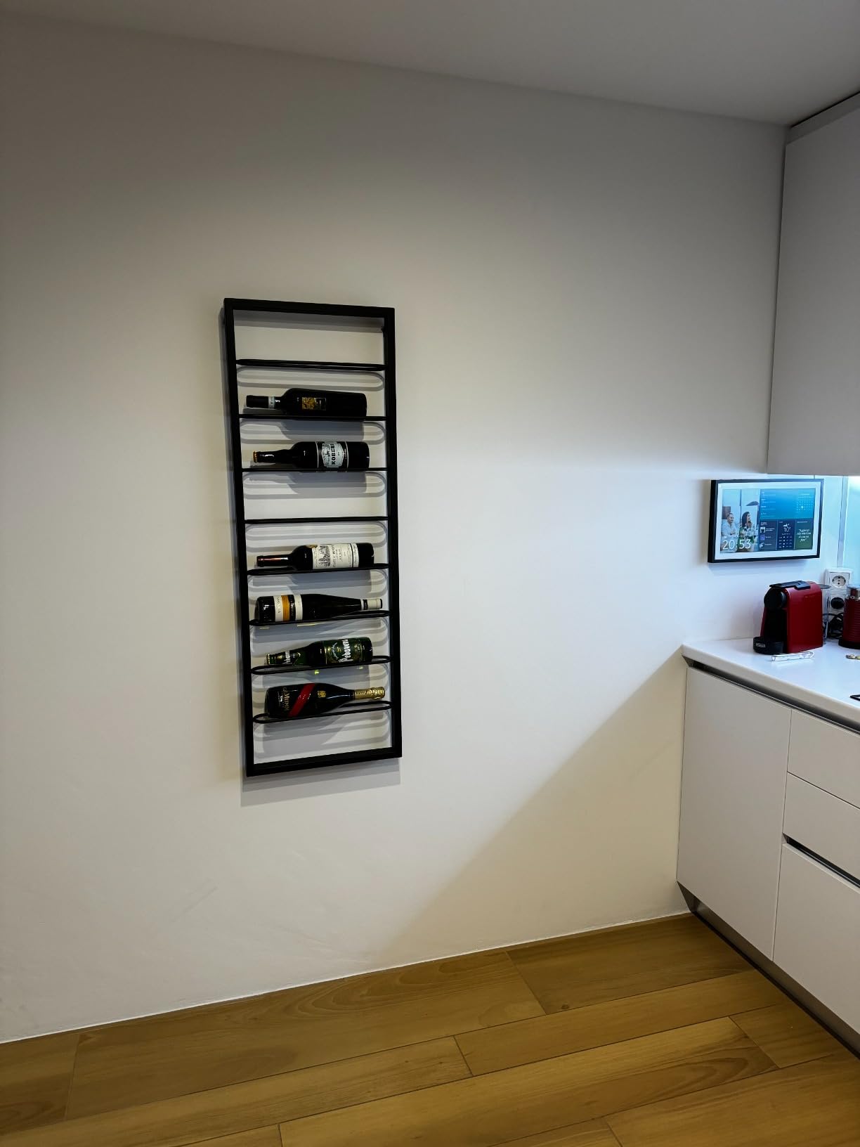 Cooles Regal für Weinliebhaber