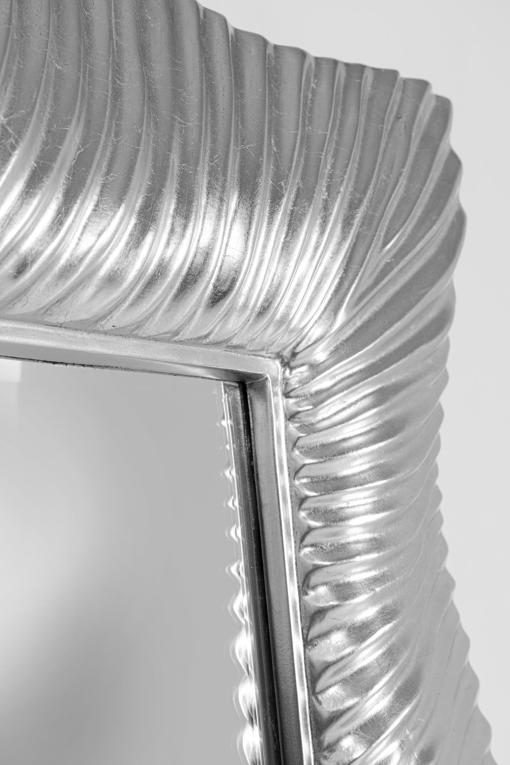 kare-design-wandspiegel-wavy-silber-94x124cm-glamour-rahmen image 4