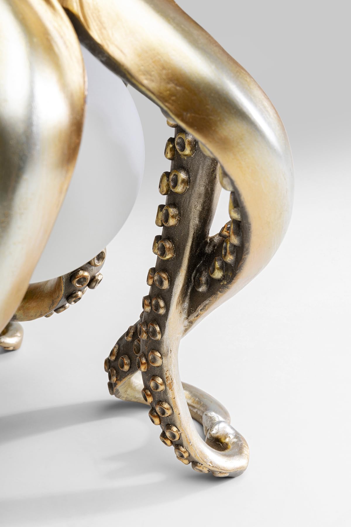 kare-design-animal-octopus-tischleuchte-gold-34x22x26-cm image 6