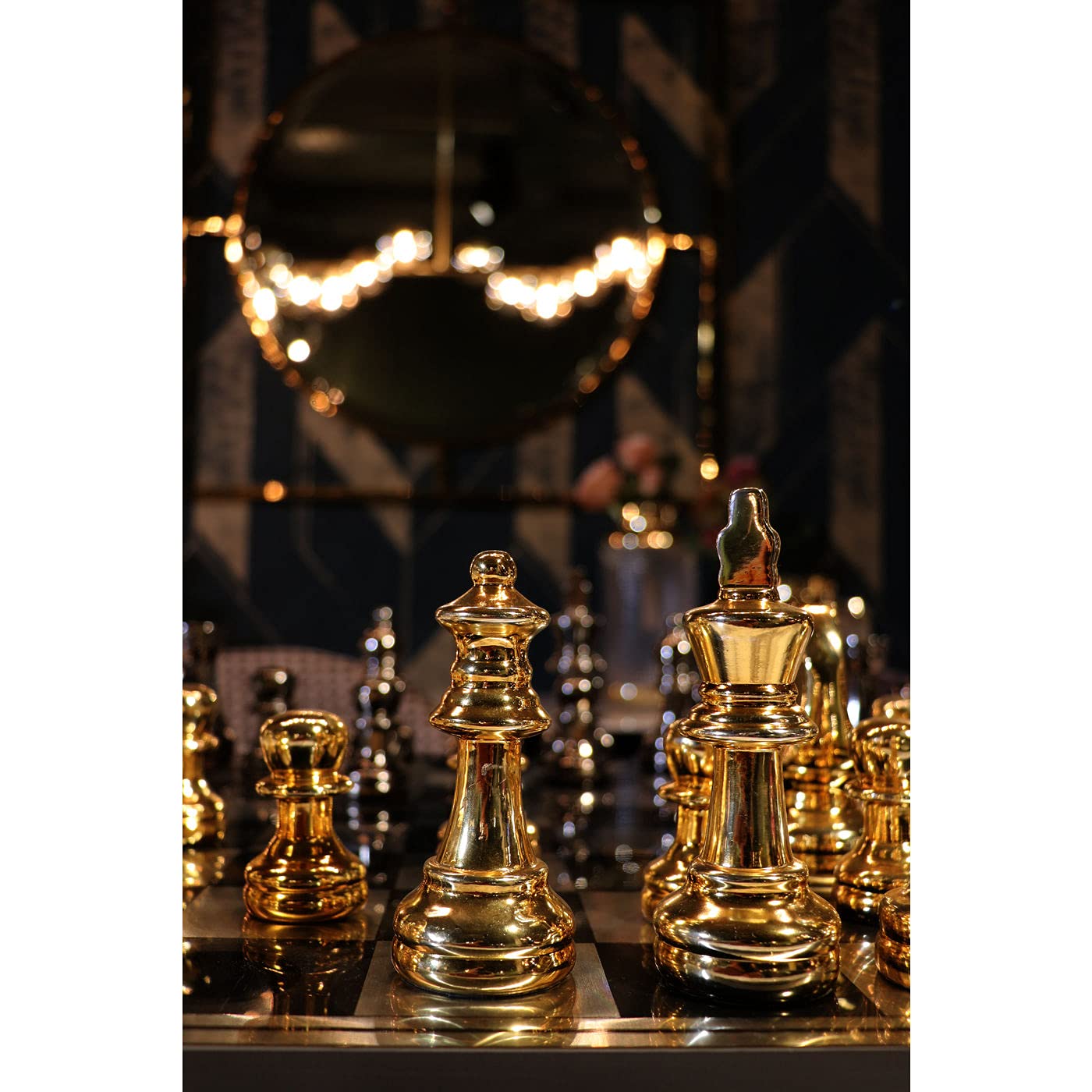 kare-design-dekoobjekt-chess-silber-gold-60x60-cm-schachbrett-xl-mit-figuren image 2