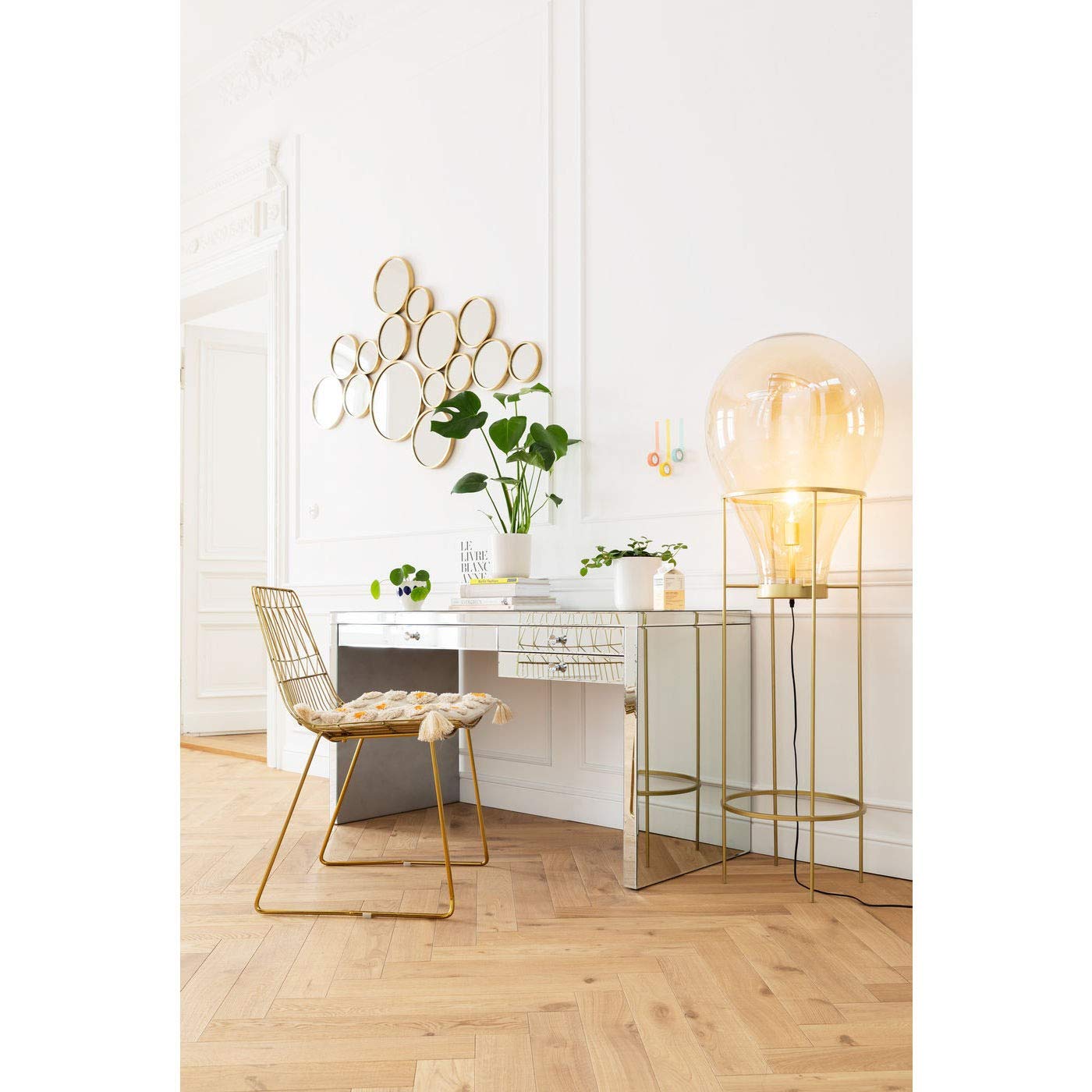 kare-design-pear-frame-stehleuchte-gold-158x50x50-cm image 5