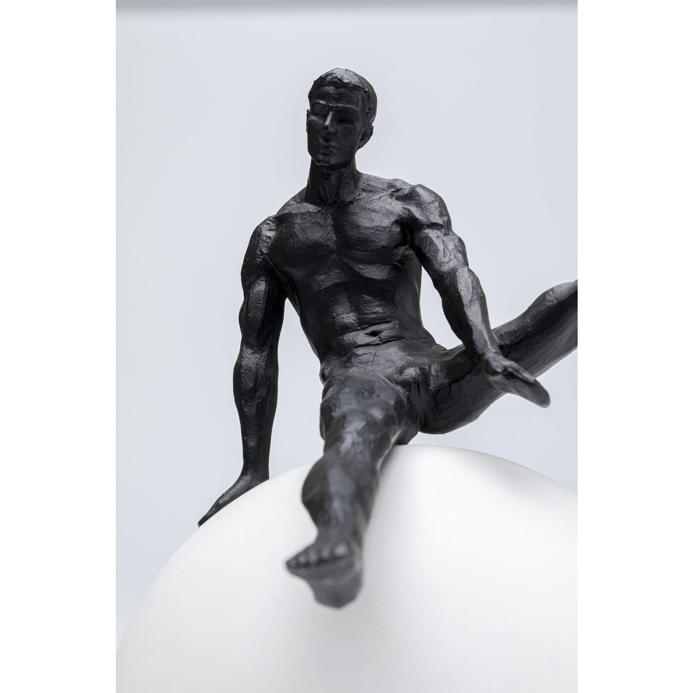 kare-design-objekt-athletic-33-cm-schwarz-wei-e-deko-skulptur-33x27x22-cm image 4
