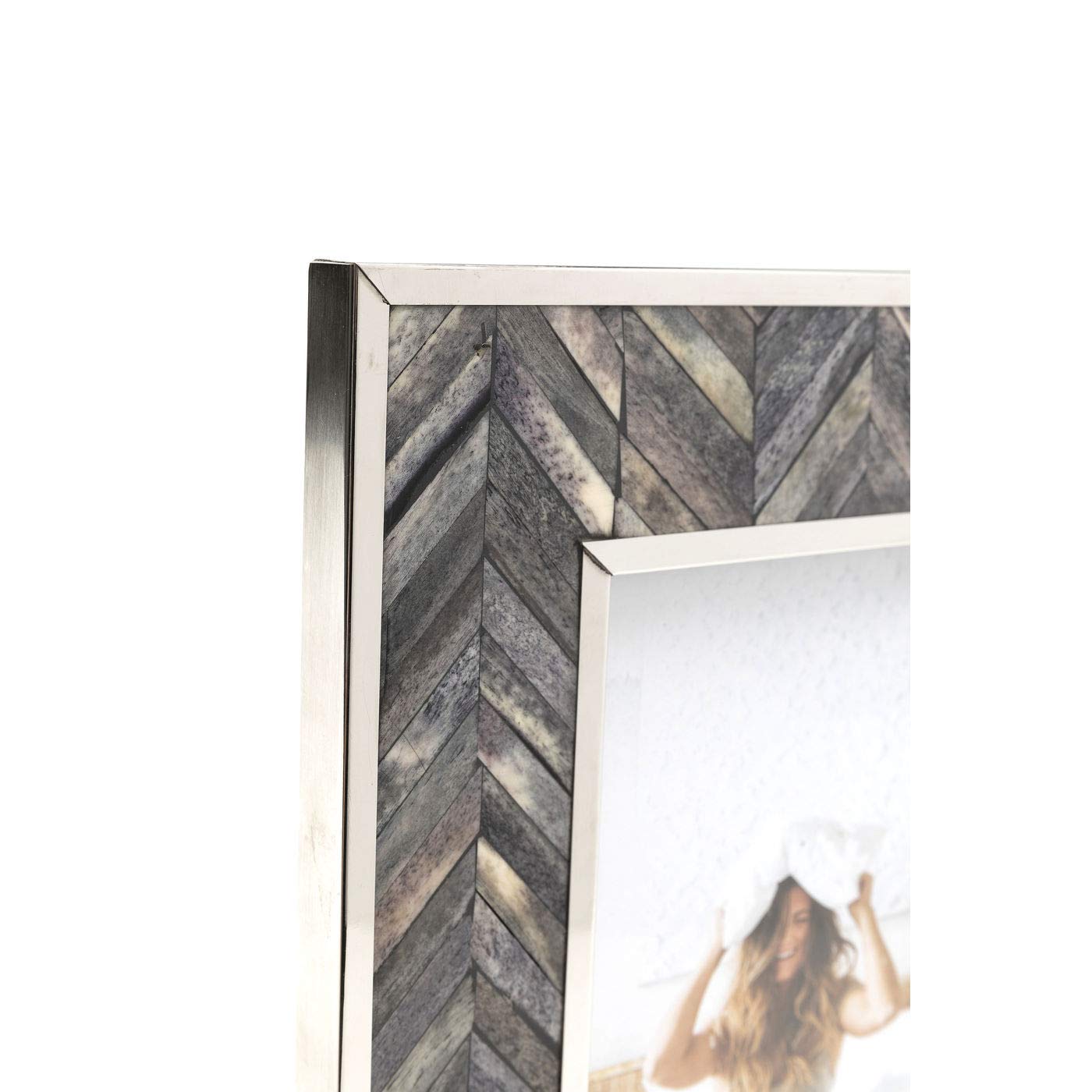 kare-design-bilderrahmen-chevron-grau-verspiegelt-21-x-26-x-2-cm-f-r-13x18 image 5