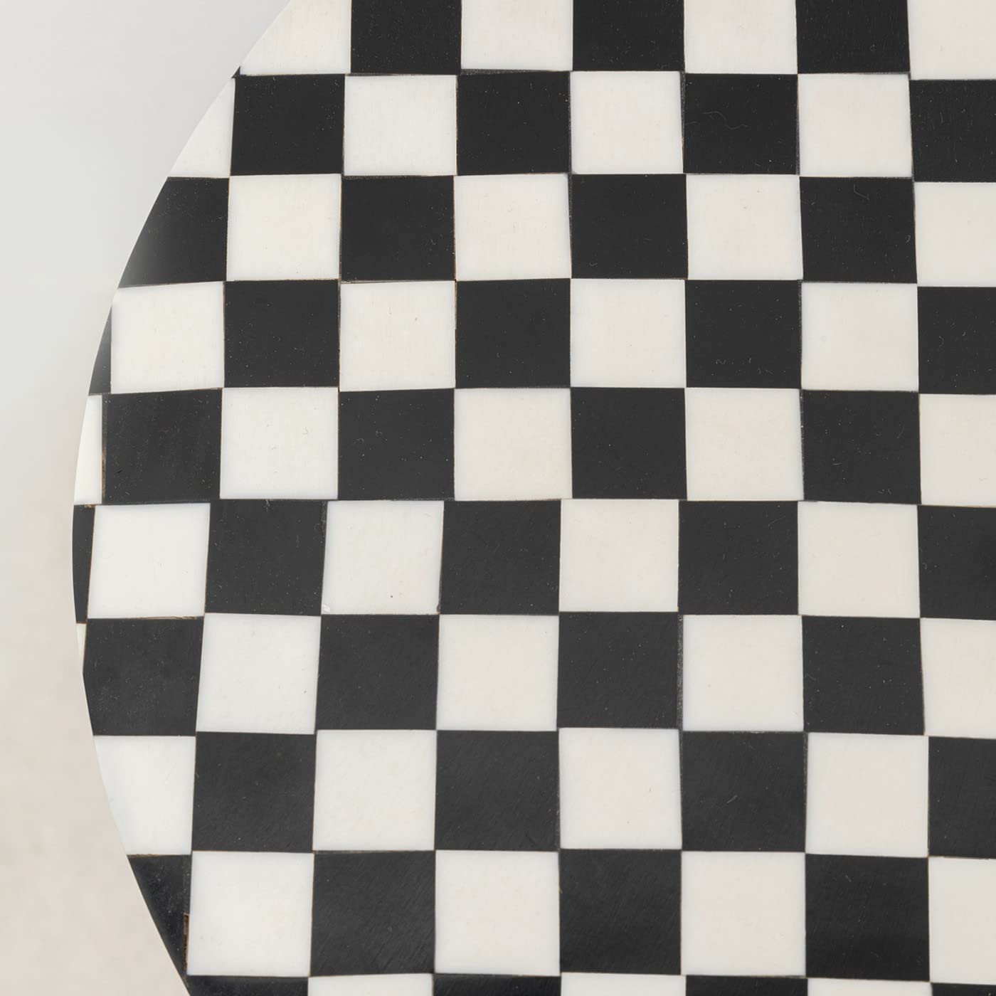 kare-design-beistelltisch-domero-chess-wei-schwarz-rund-50x25x25-cm image 3