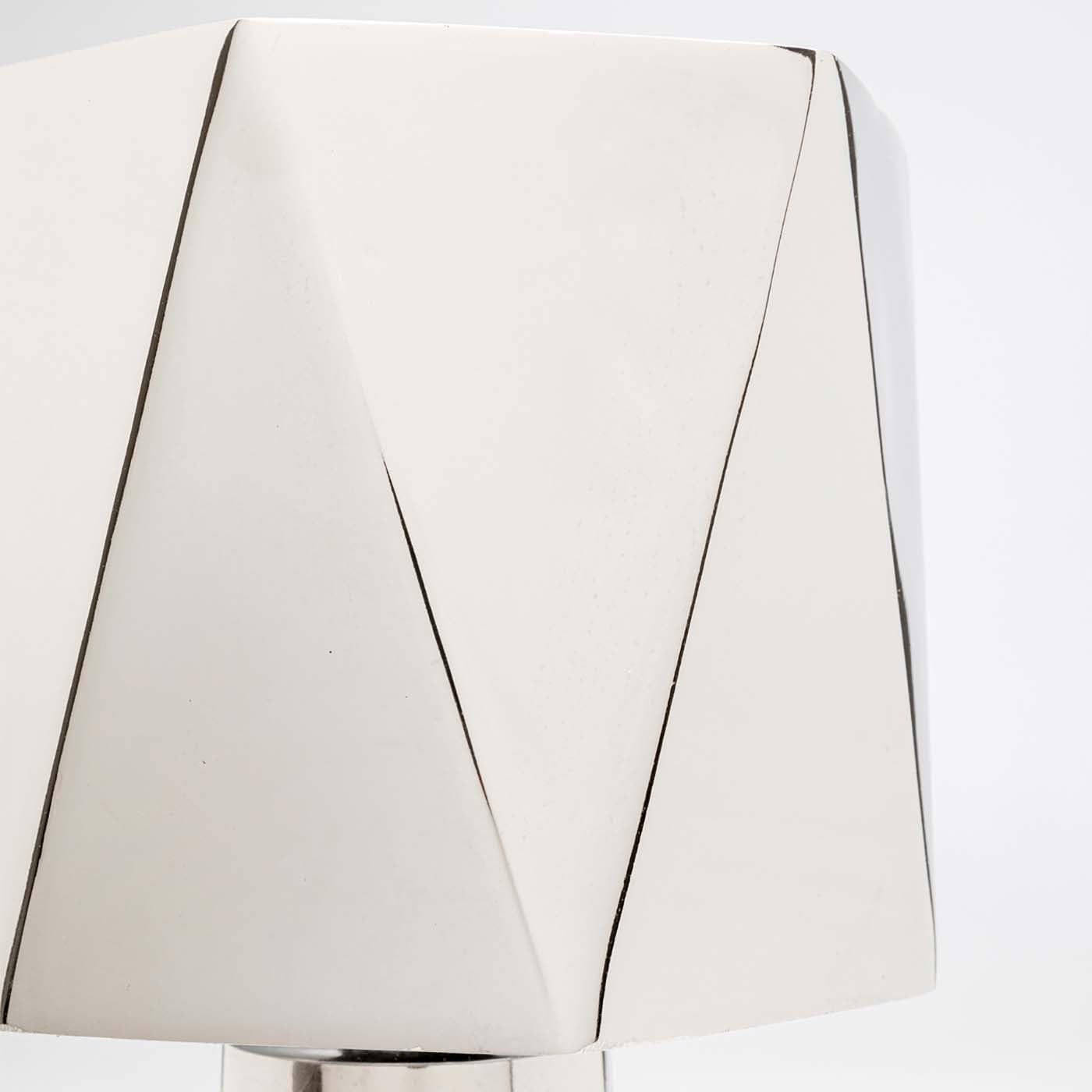 kare-design-martha-tischlampe-silber-38cm-metall-eckig-e27 image 3