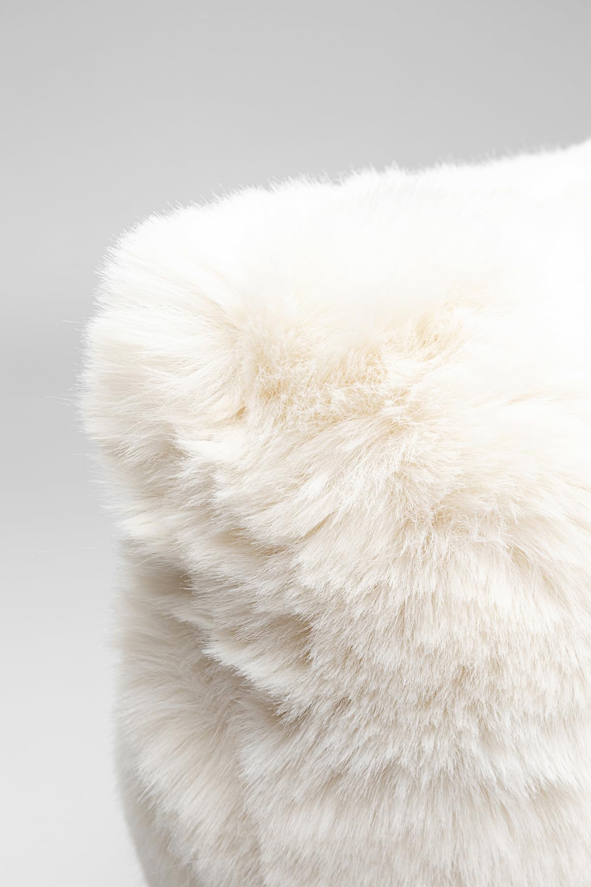 kare-design-mika-creme-dekokissen-60x60-cm-wei-kunstfell image 3