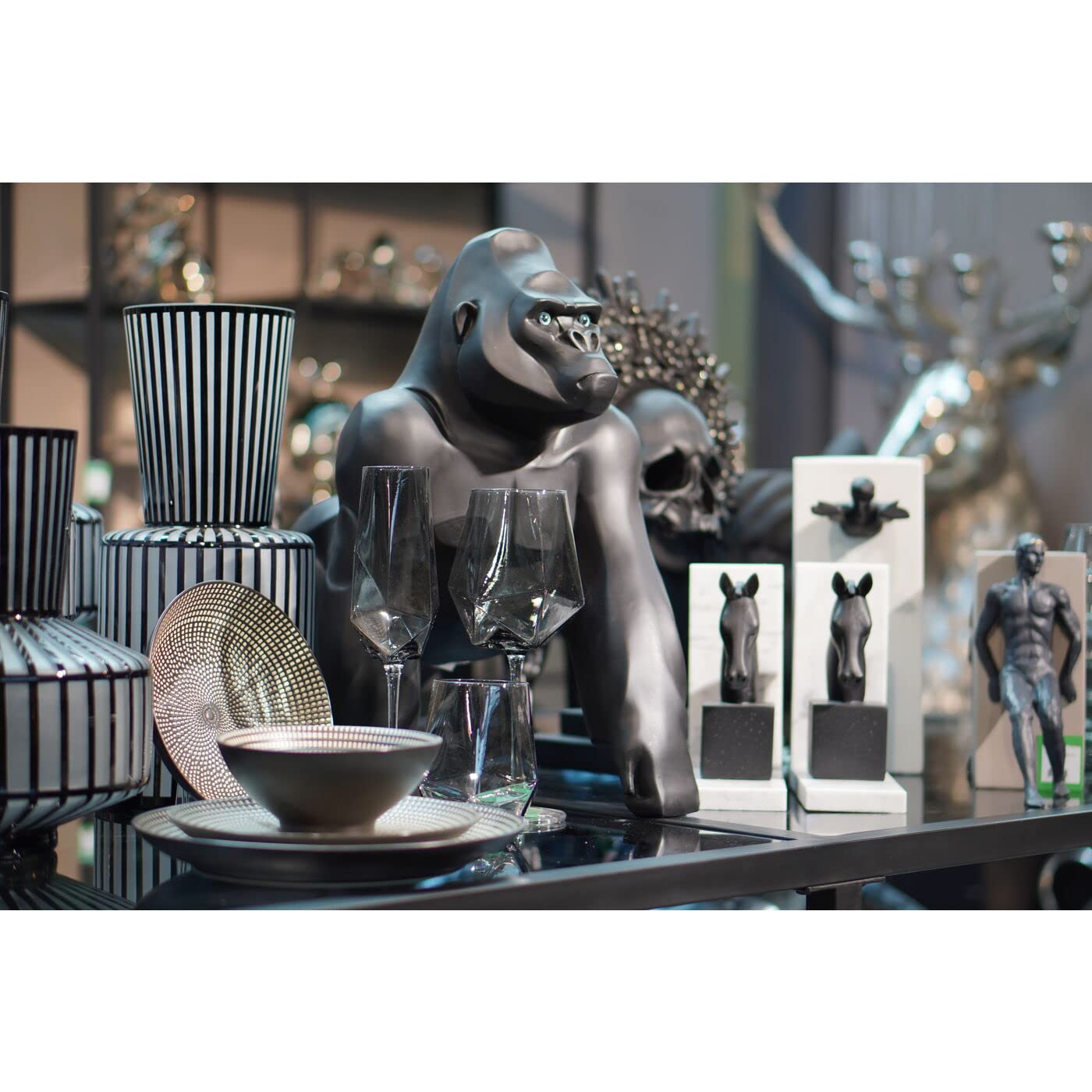 kare-design-deko-figur-proud-gorilla-48-cm-schwarz-kunststein image 2