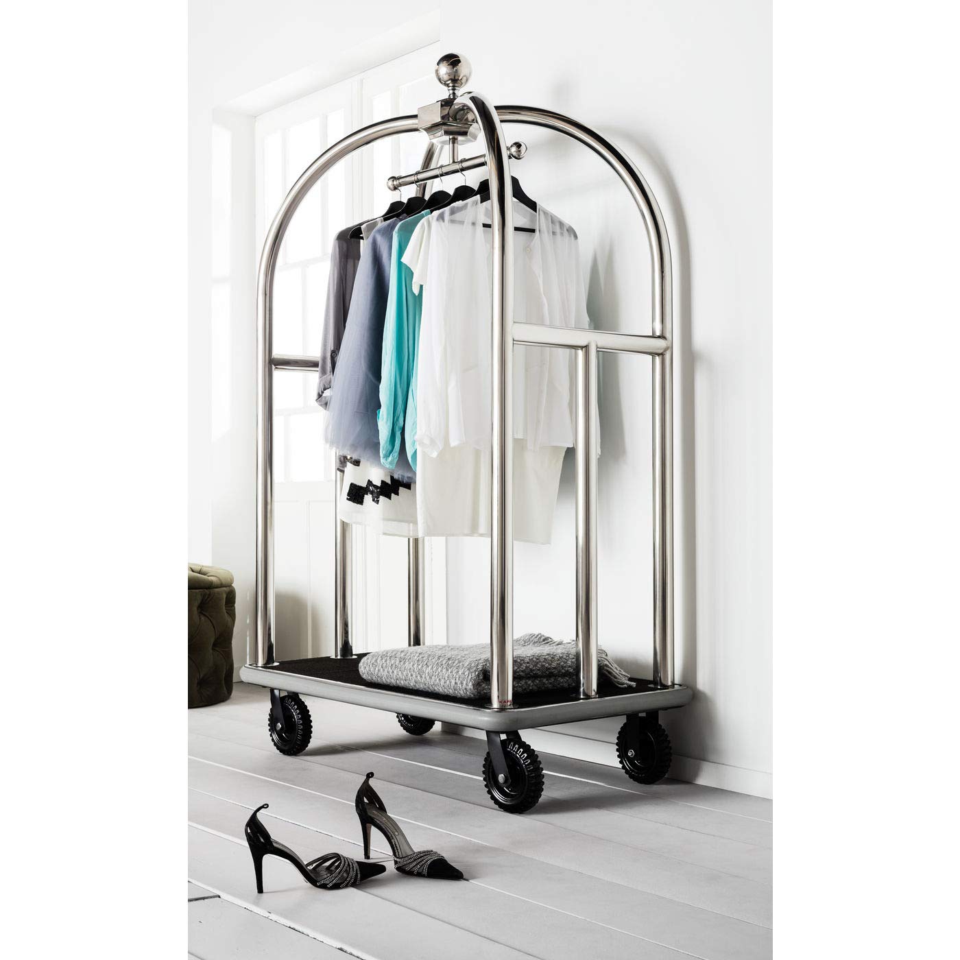 kare-design-vegas-vip-gep-ckwagen-garderobe-silber-62-x-105-x-186-cm image 3