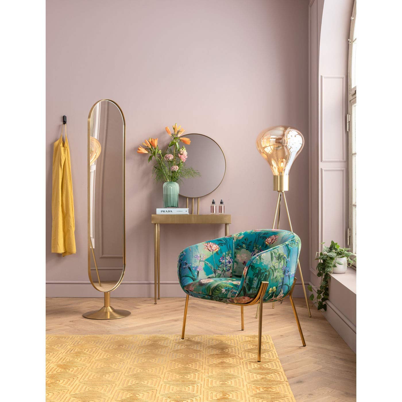 kare-design-stehleuchte-tripod-pear-160-cm-dreifu-stehlampe-gold-birne image 5